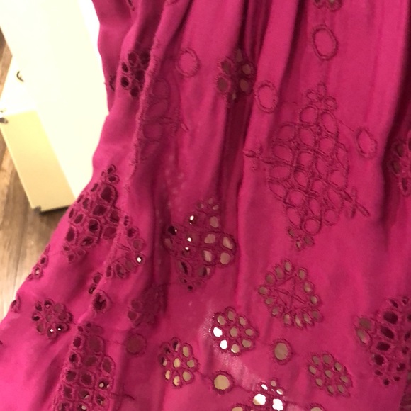 Beautiful Silky Eyelet Top - Picture 3 of 5